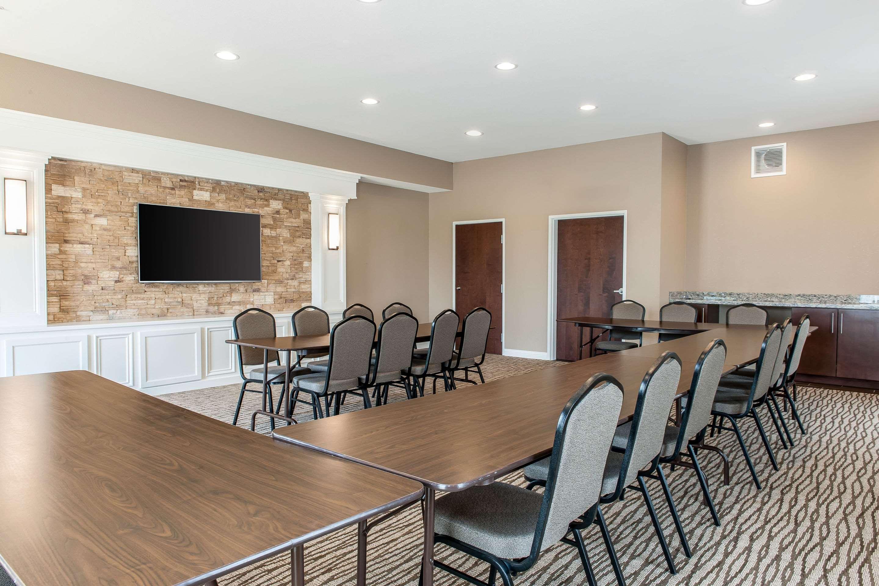 Comfort Suites Rensselaer Near Fair Oaks Bagian luar foto