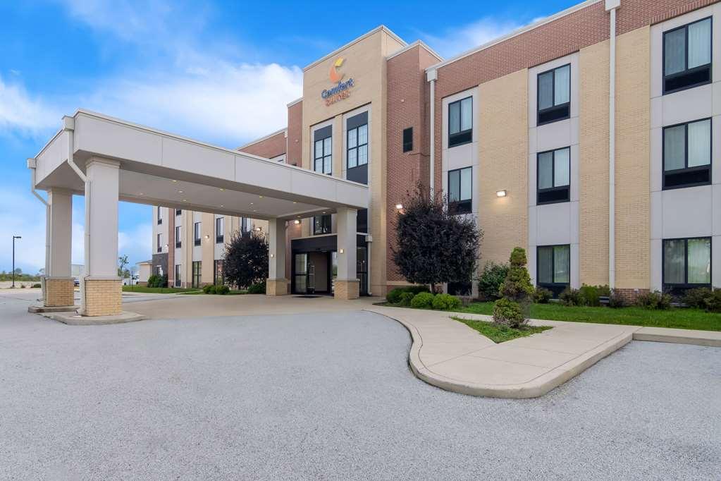 Comfort Suites Rensselaer Near Fair Oaks Bagian luar foto