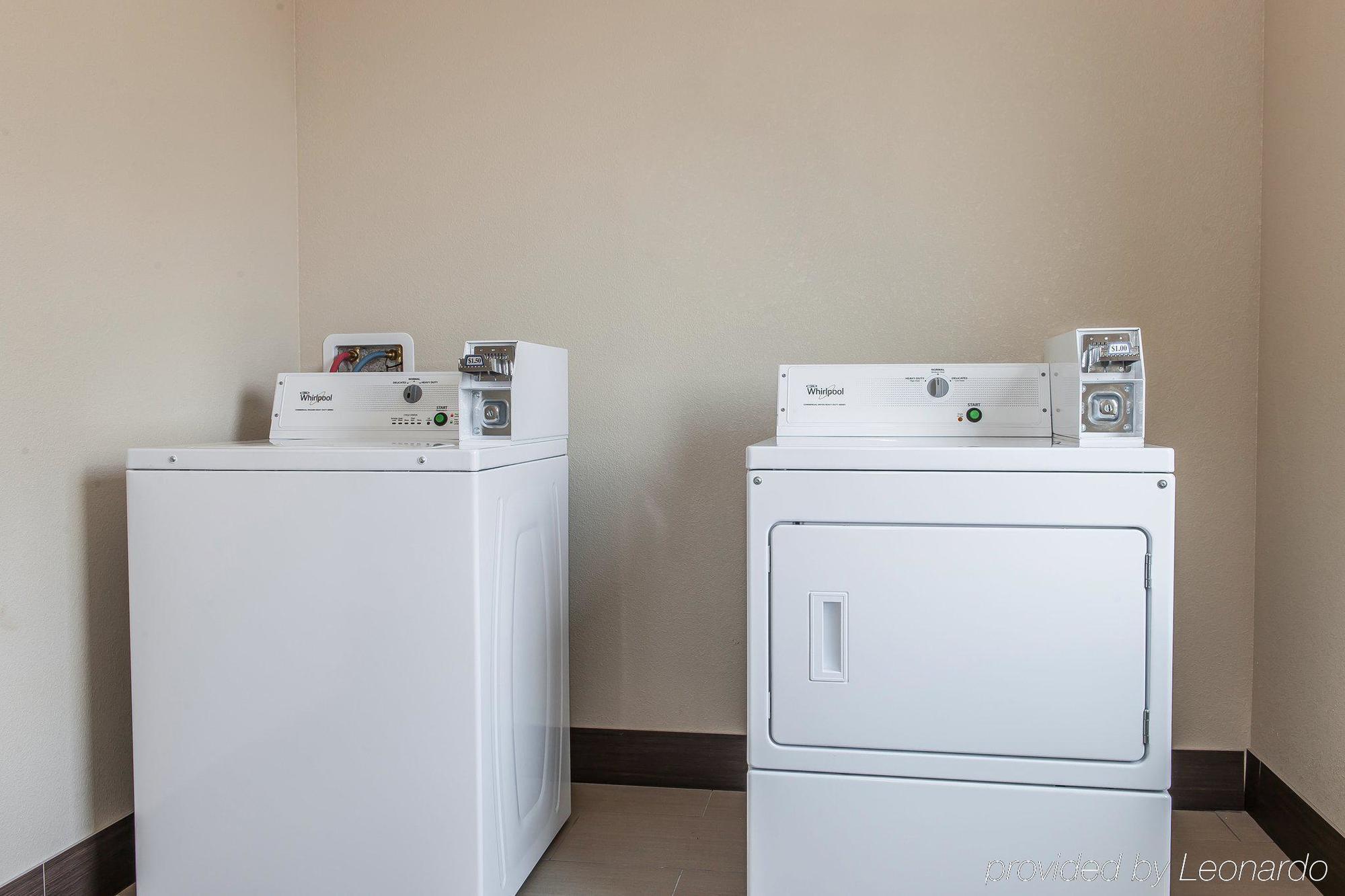 Comfort Suites Rensselaer Near Fair Oaks Bagian luar foto